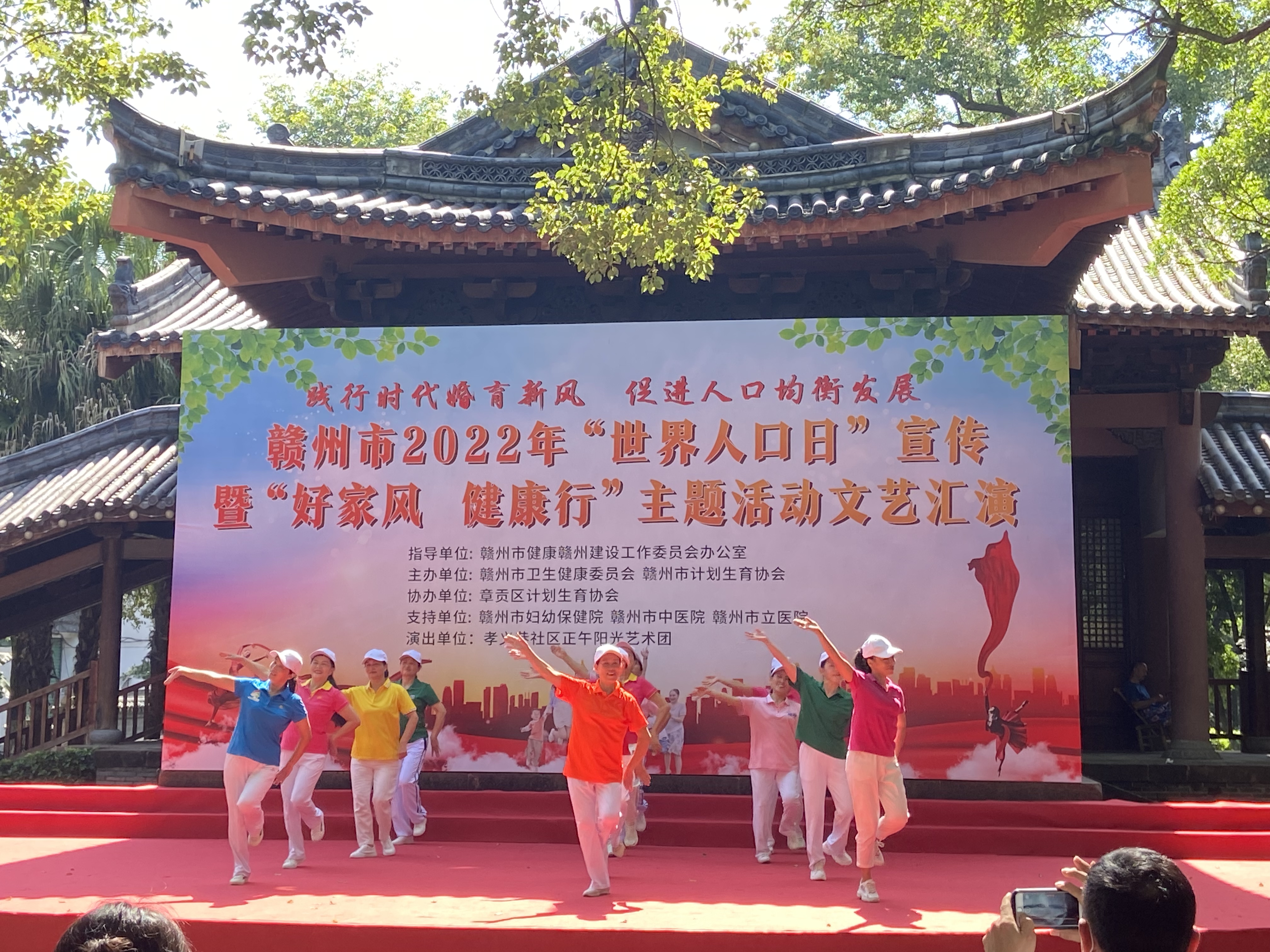 &#21315;&#20159;&#20307;&#32946;&#30331;&#24405;&#32593;&#31449;&#65288;&#20013;&#22269;&#65289;&#38598;&#22242;&#26377;&#38480;&#20844;&#21496;